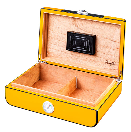 Humidor medio Laccato giallo cvon inserti in carbonio Brebbia x 30 sigari
