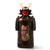 Whisky giapponese Floppypipe Shinobu Shogun in bottiglia a forma di armatura samurai con elmo e maschera rossa