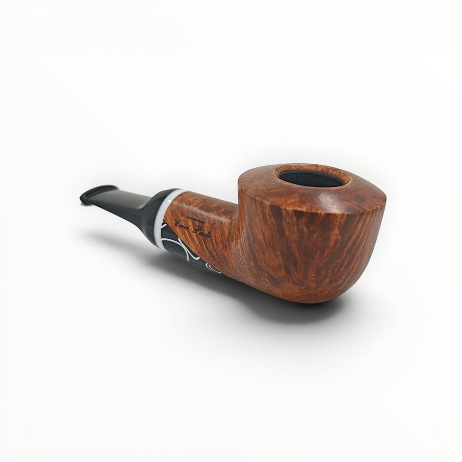 Floppypipe Pipa Talamona Reverse Special Liscia Dublin, a smooth natural briar pipe with a Dublin shape and black mouthpiece with white graphic detail.