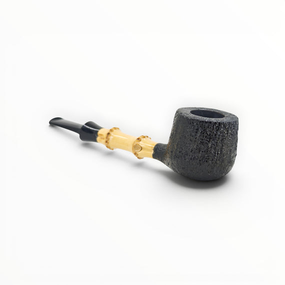 Pipa artigianale Floppypipe Iafisco 2025, forma Pot dritta, fornello sabbiato nero e cannello in bamboo naturale.