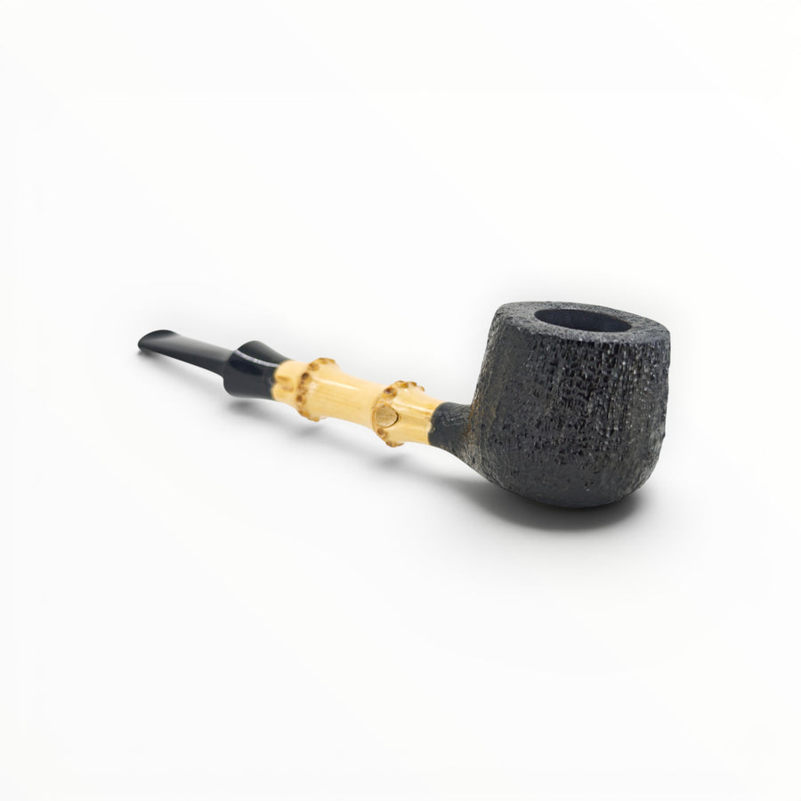 Pipa artigianale Floppypipe Iafisco 2025, forma Pot dritta, fornello sabbiato nero e cannello in bamboo naturale.
