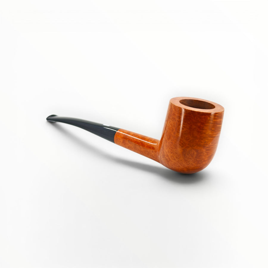Pipa Castello Collection KKK Shape 35 Semi Bent Billiard in radica naturale liscia con bocchino nero Floppypipe
