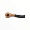 Pipa Floppypipe Primitive curva in radica naturale liscia con bocchino in metacrilato nero e foratura da 9 mm