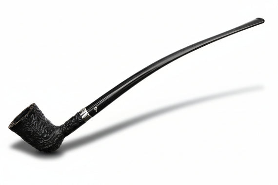 Lunga pipa da lettura Peterson Churchwarden Sandblasted modello D17 in radica sabbiata con ghiera in nichel