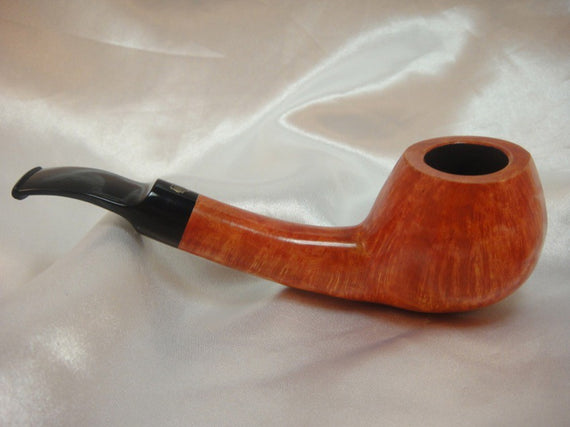 Pipa Winslow Crown 300 hand made in Denmark