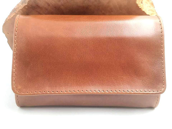 Nuovo Portatabacco Piccolo Floppy in pelle Marrone Invecchiato